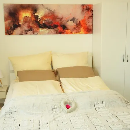 Unique Zentrale Moderne 2 Zimmer Wohnung Nahe Dem Park * Villingen-Schwenningen